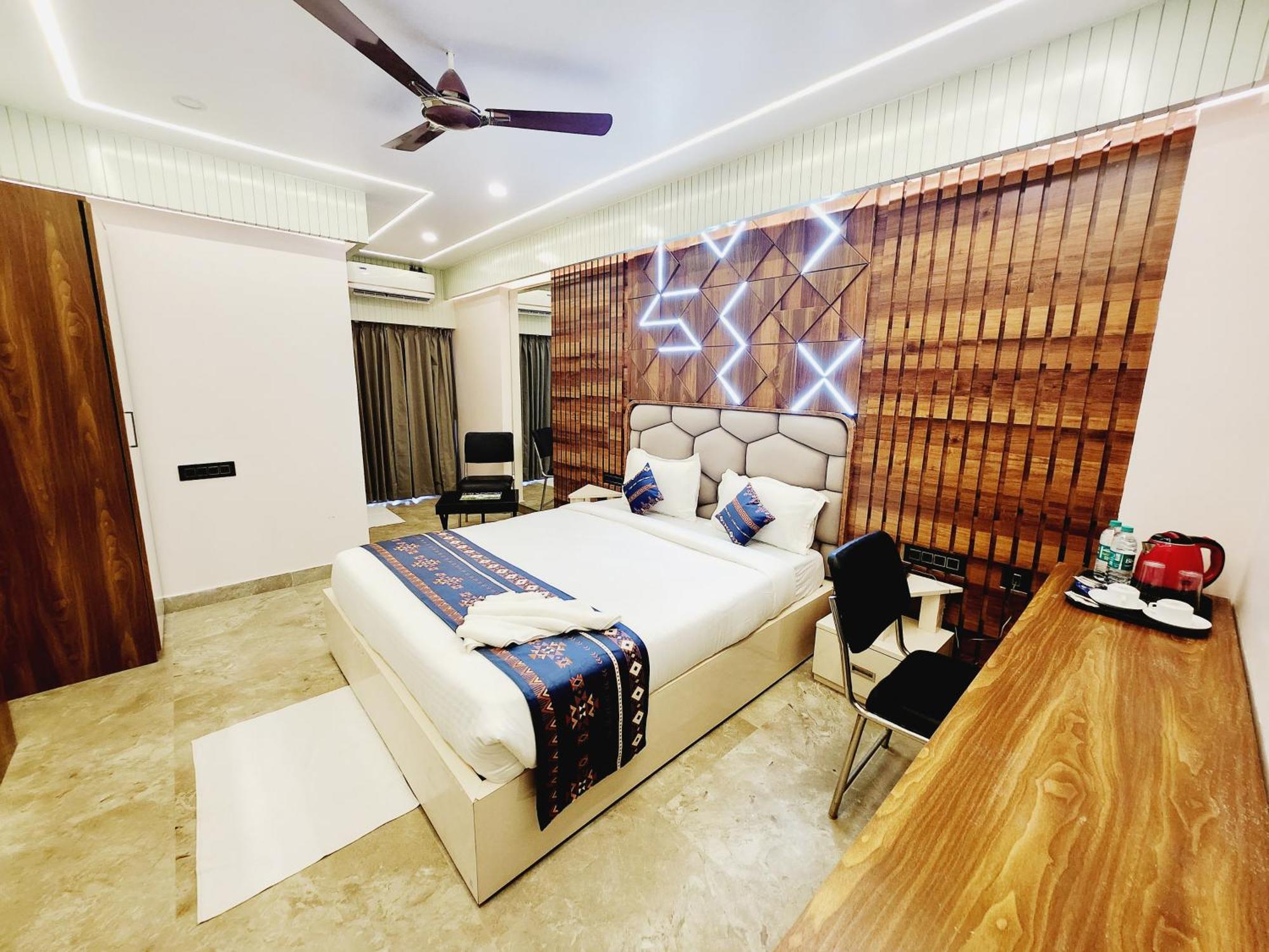 The Greenstar Inn Premium Bhubaneswar Bagian luar foto