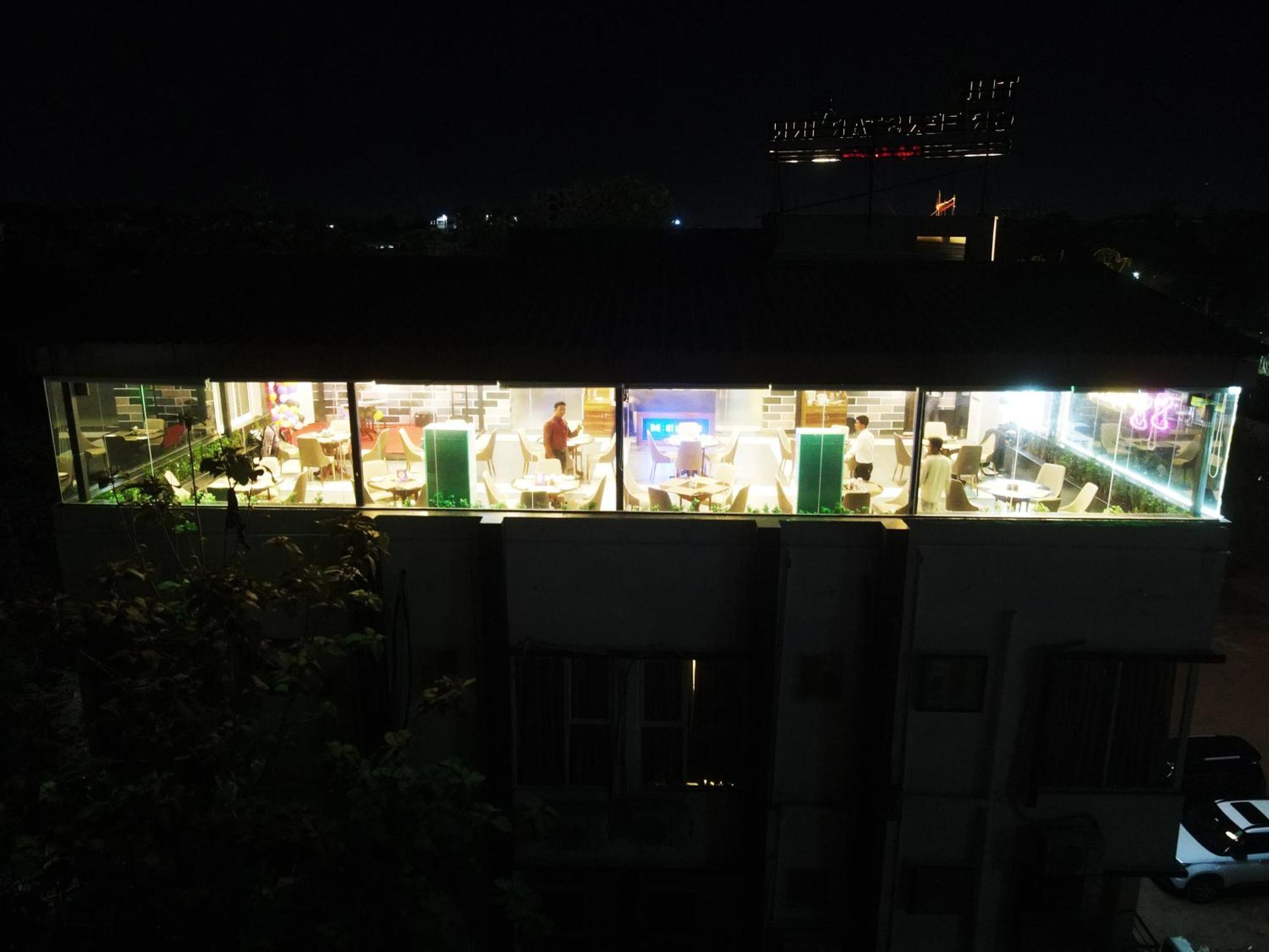 The Greenstar Inn Premium Bhubaneswar Bagian luar foto
